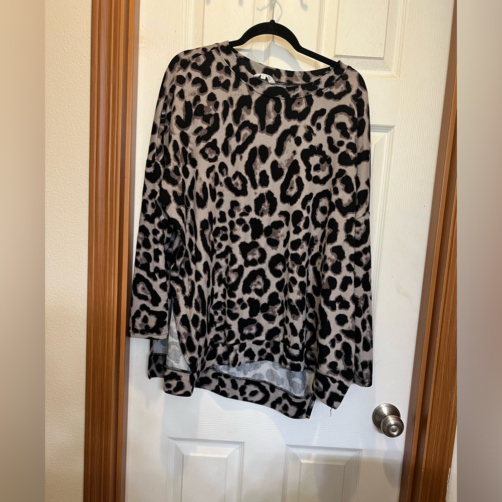 Amaryllis plush knit long sleeve tee with split hem
